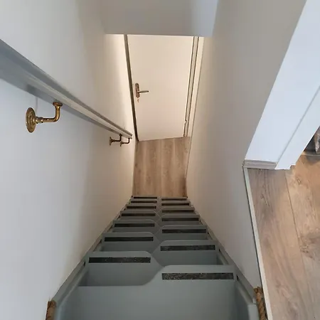 Appartement Slatki Kut Vis